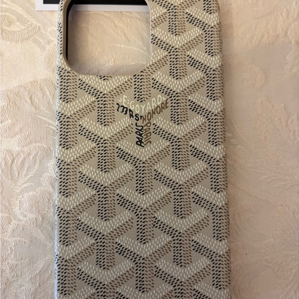 NewGray Phone Case - Picture 7 of 12